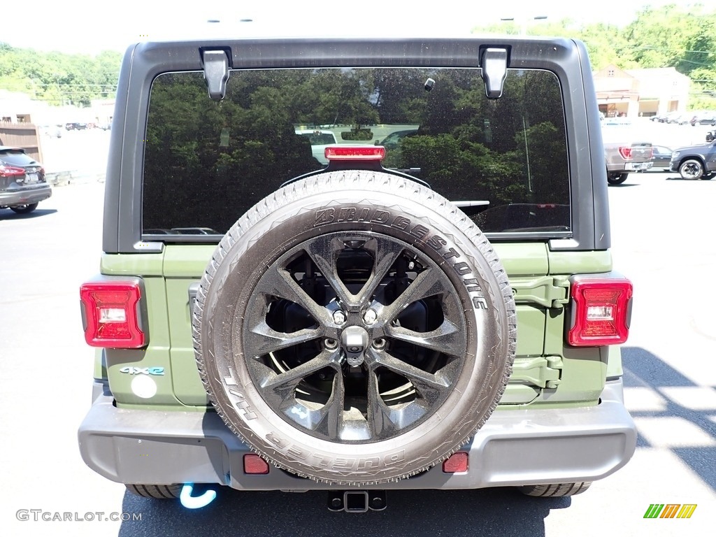2023 Wrangler Unlimited Sahara 4XE Hybrid - Sarge Green / Dark Saddle/Black photo #4