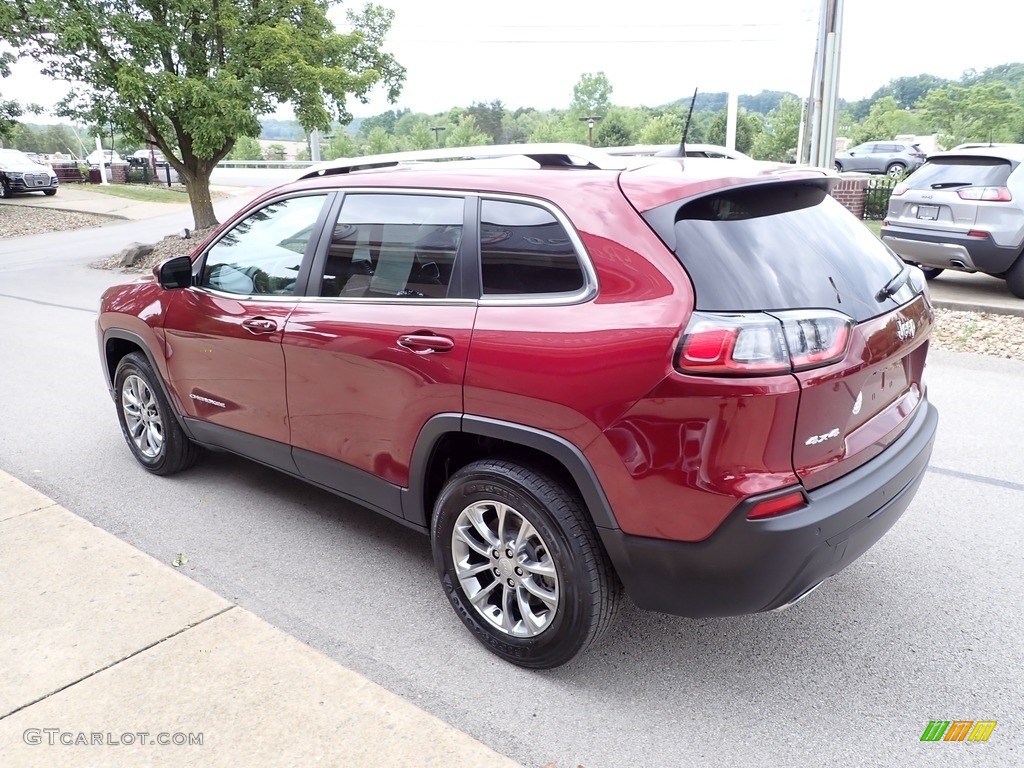 2021 Cherokee Latitude Lux 4x4 - Velvet Red Pearl / Black photo #6