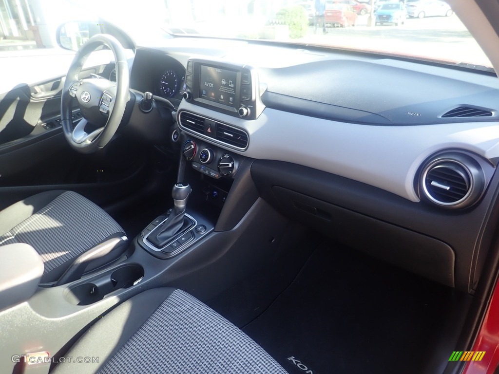 2020 Kona SEL AWD - Pulse Red / Gray/Black photo #12