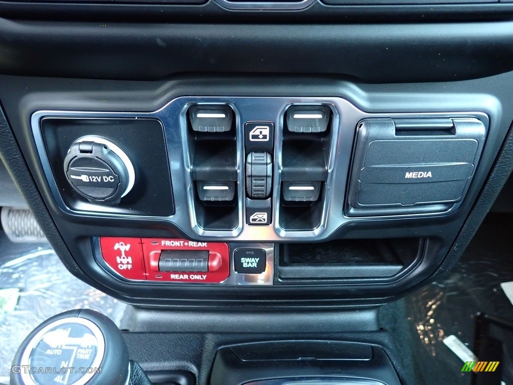 2023 Jeep Wrangler Unlimited Rubicon 4XE Hybrid Controls Photo #146219520