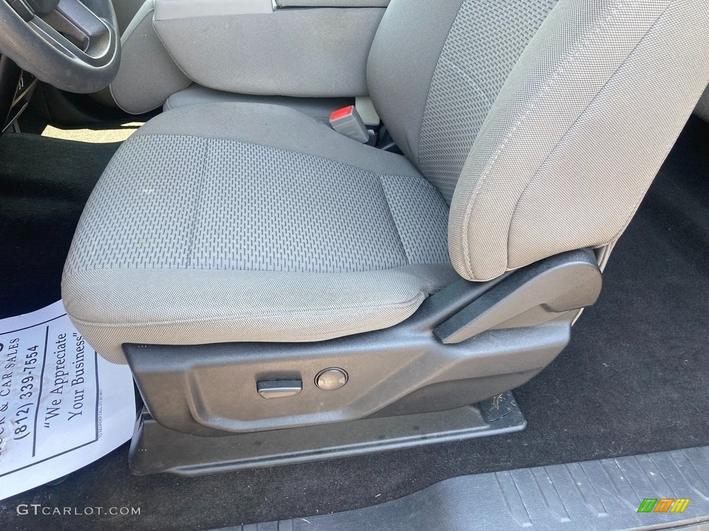 2019 F150 XLT SuperCab 4x4 - Magnetic / Earth Gray photo #12