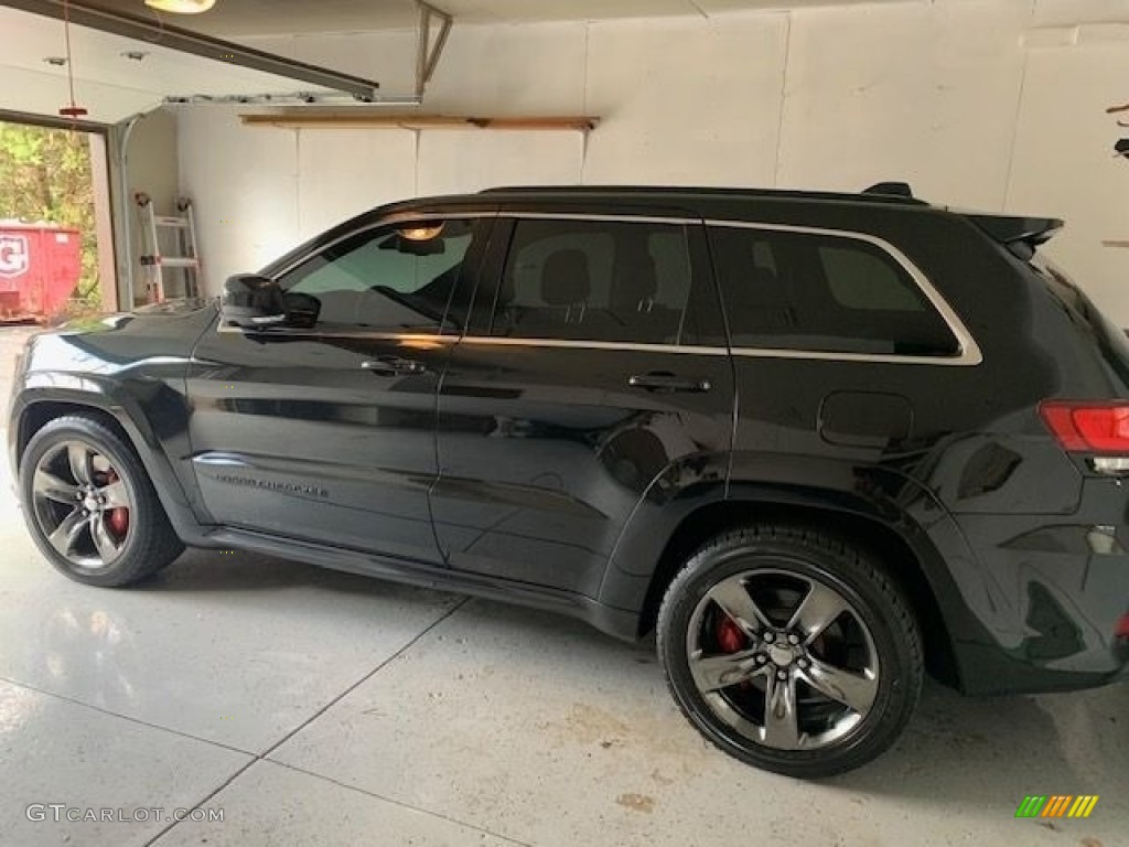 Brilliant Black Crystal Pearl 2015 Jeep Grand Cherokee SRT 4x4 Red Vapor Edition Exterior Photo #146220219