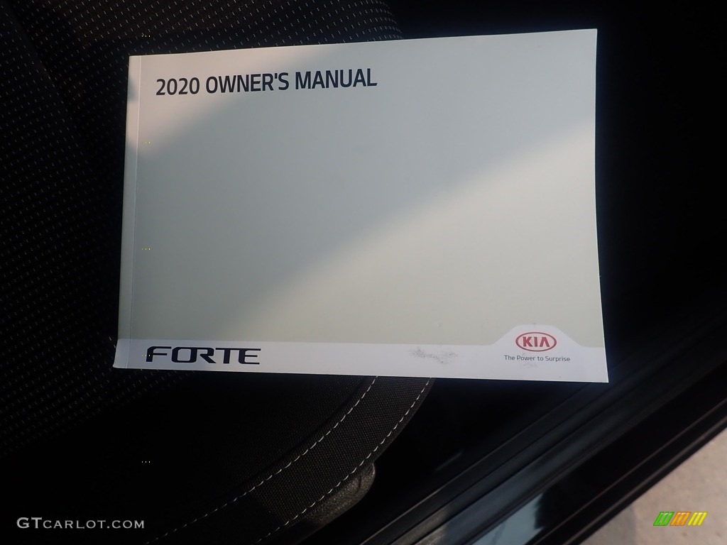 2020 Forte LXS - Aurora Black / Black photo #12