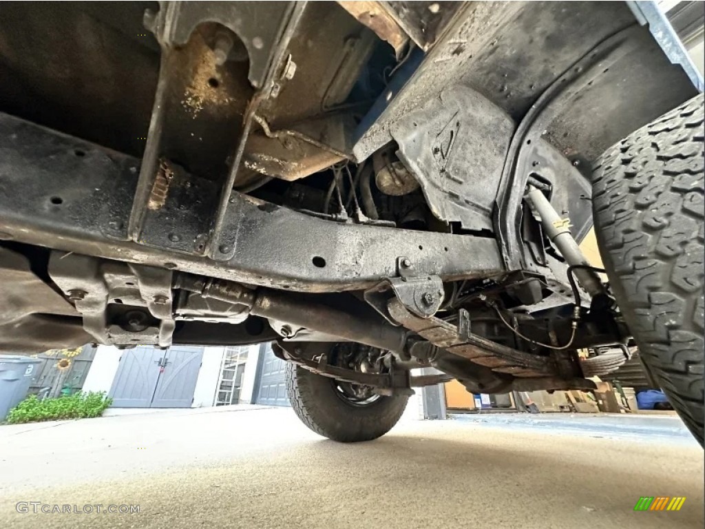 1982 Toyota Land Cruiser FJ40 Undercarriage Photo #146221893