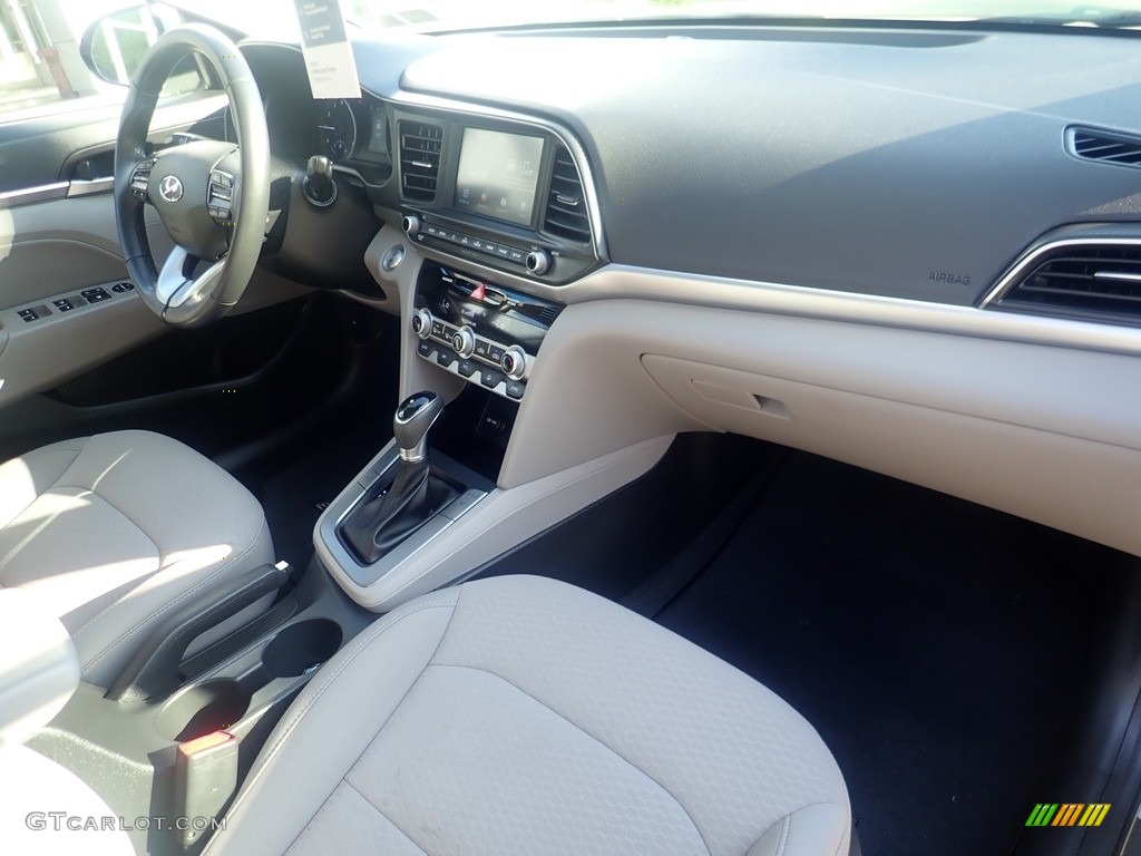 2020 Elantra Value Edition - Symphony Silver / Gray photo #11