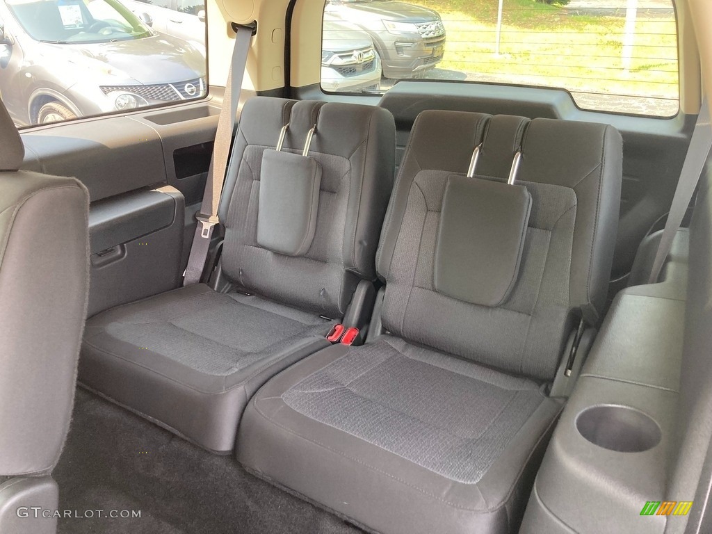2019 Ford Flex SE Rear Seat Photos