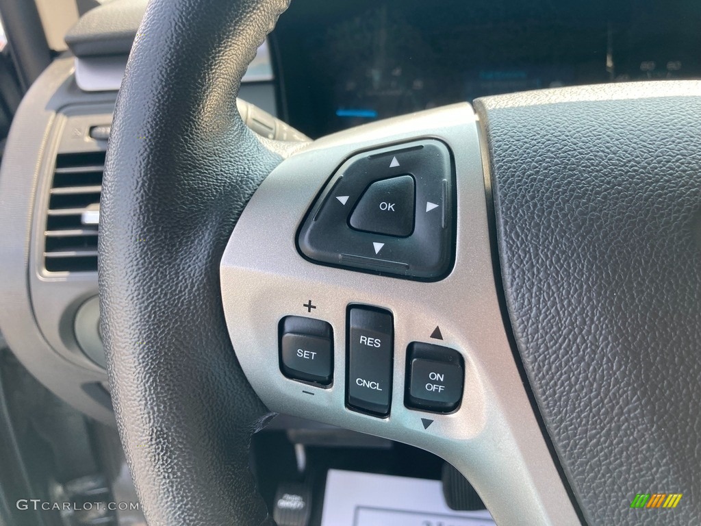 2019 Ford Flex SE Steering Wheel Photos