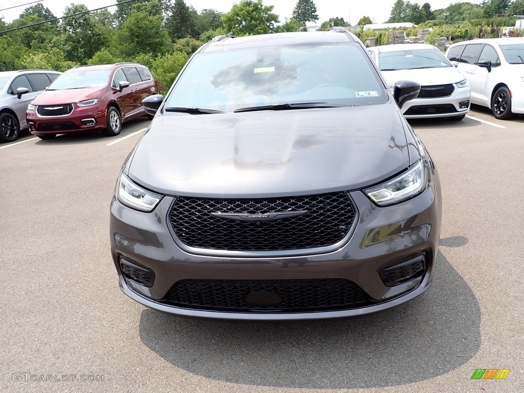 2023 Pacifica Limited AWD - Granite Crystal Metallic / Black photo #8