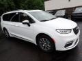 Bright White 2023 Chrysler Pacifica Pinnacle Plug-In Hybrid Exterior
