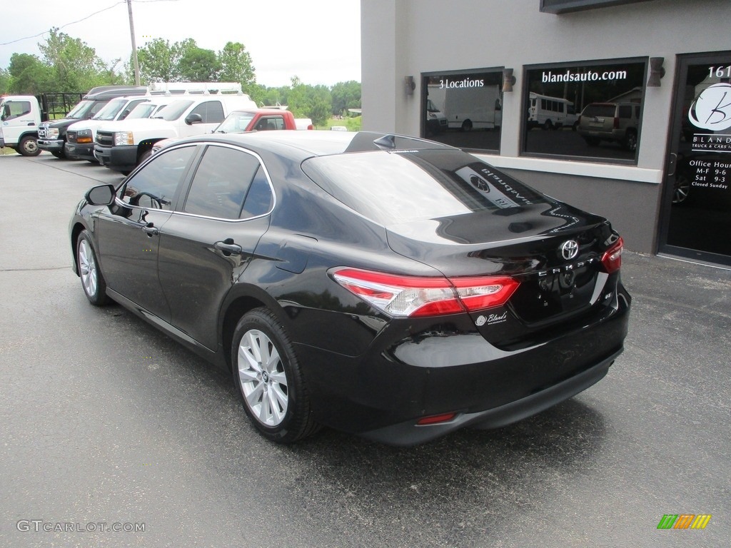 2019 Camry LE - Midnight Black Metallic / Black photo #3