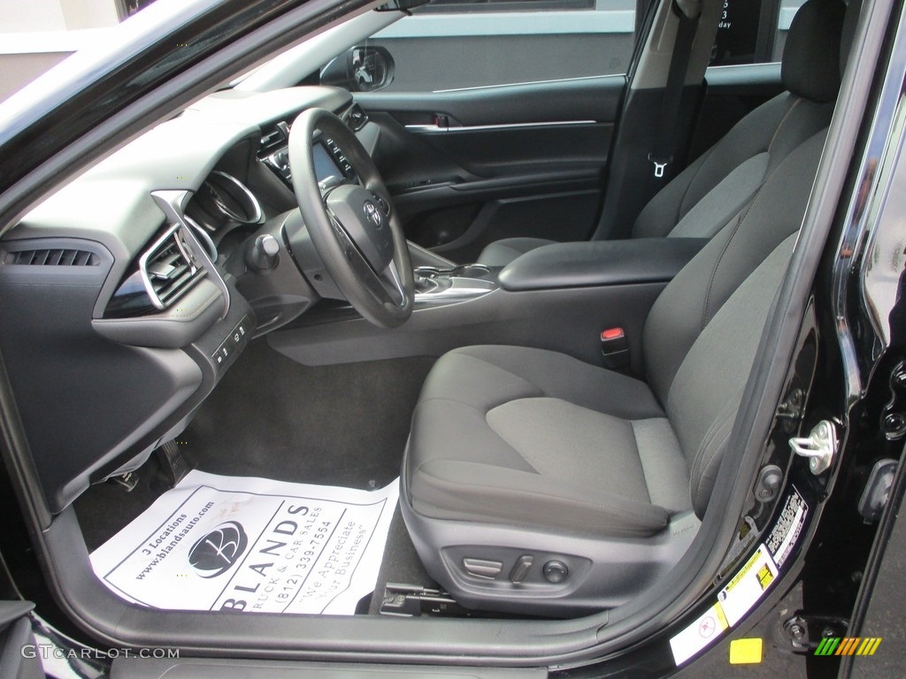 2019 Camry LE - Midnight Black Metallic / Black photo #6