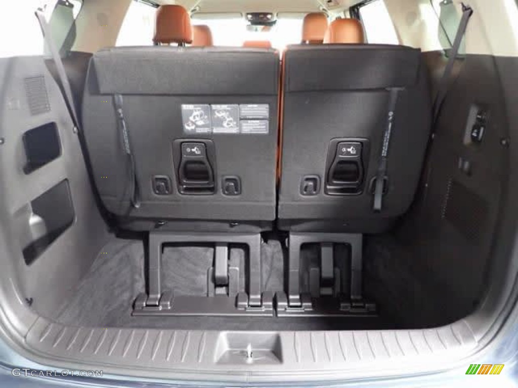 2023 Kia Carnival SX Prestige Trunk Photos