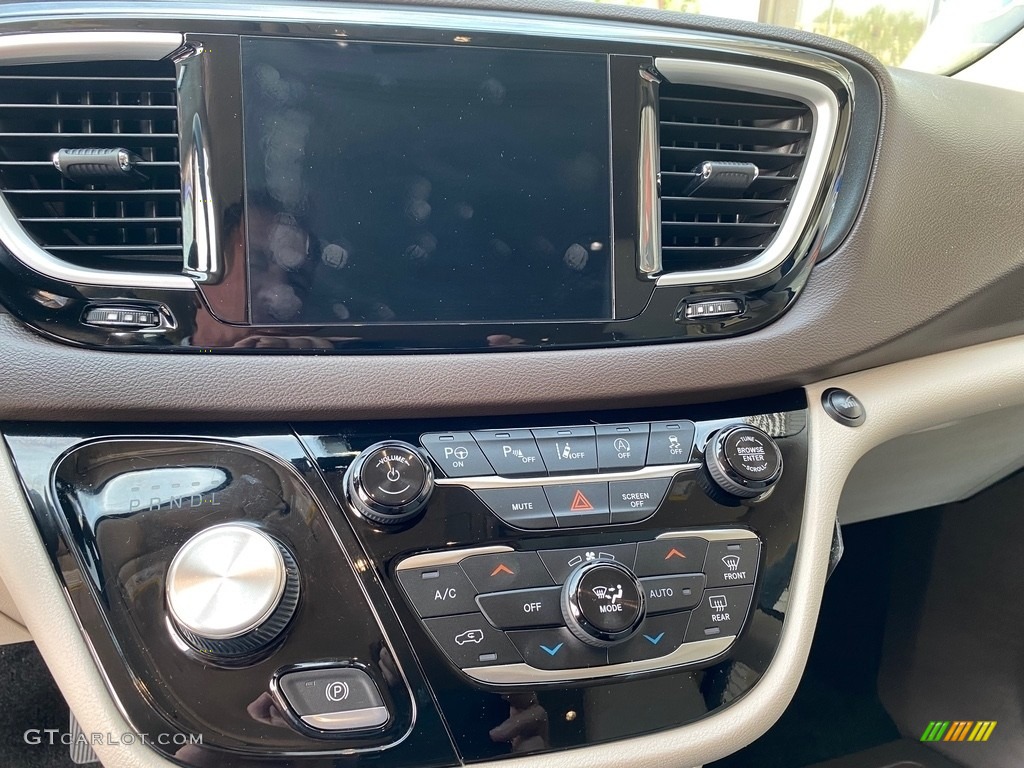 2020 Pacifica Touring L - Ocean Blue Metallic / Alloy/Black photo #25