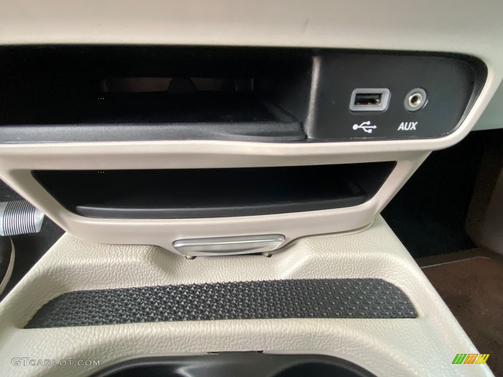 2020 Pacifica Touring L - Ocean Blue Metallic / Alloy/Black photo #33