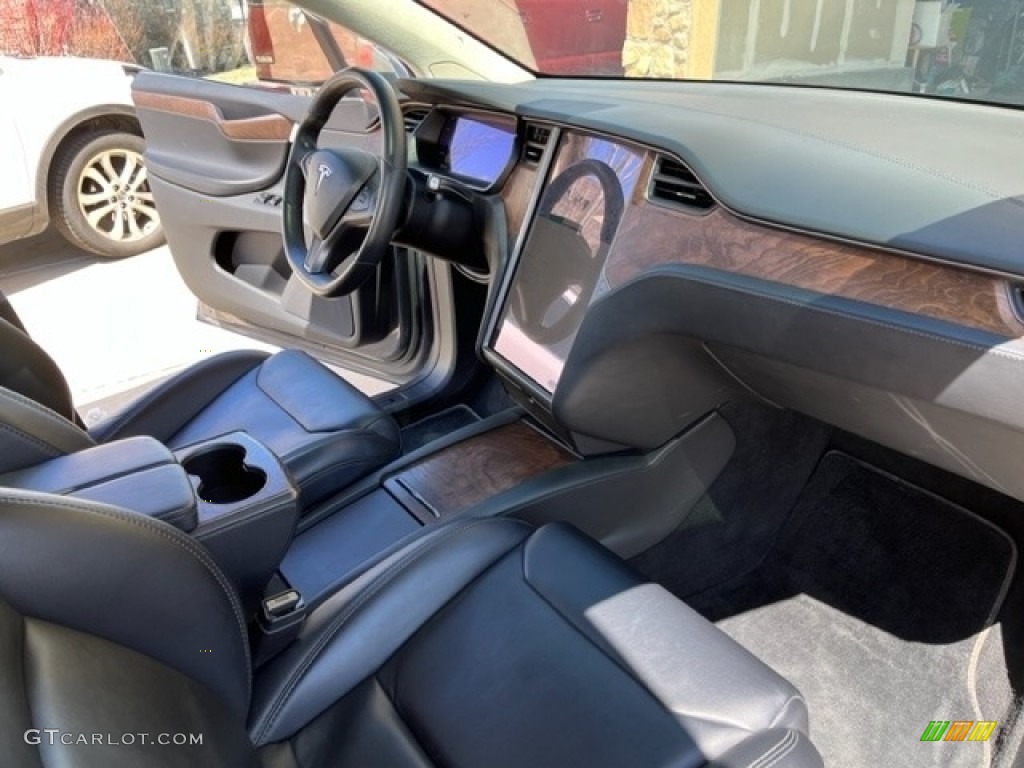 2018 Tesla Model X 100D Black Dashboard Photo #146229006