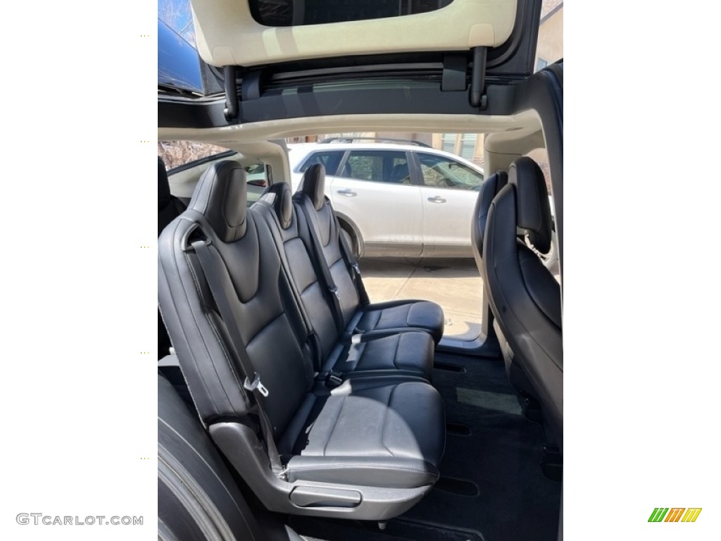 2018 Tesla Model X 100D Rear Seat Photos