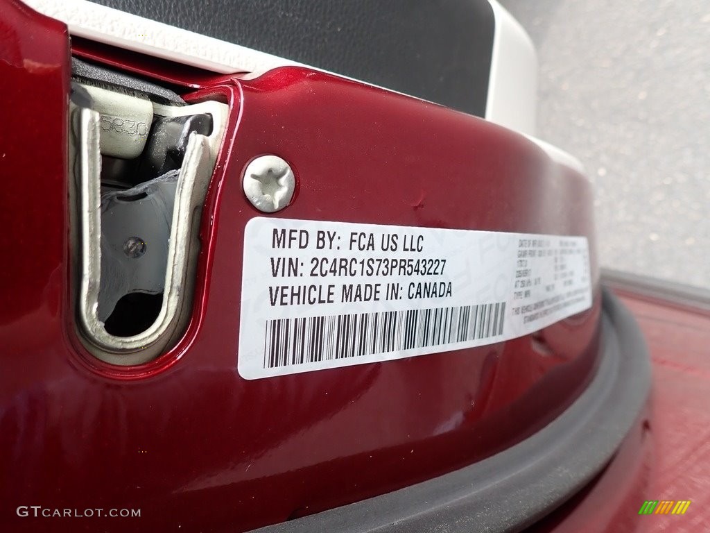 2023 Pacifica Hybrid Limited - Velvet Red Pearl / Black/Alloy photo #15