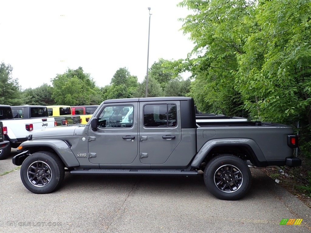 2023 Gladiator Overland 4x4 - Sting-Gray / Black photo #4