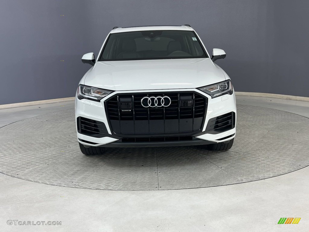 2021 Q7 55 Premium Plus quattro - Carrara White / Black photo #2