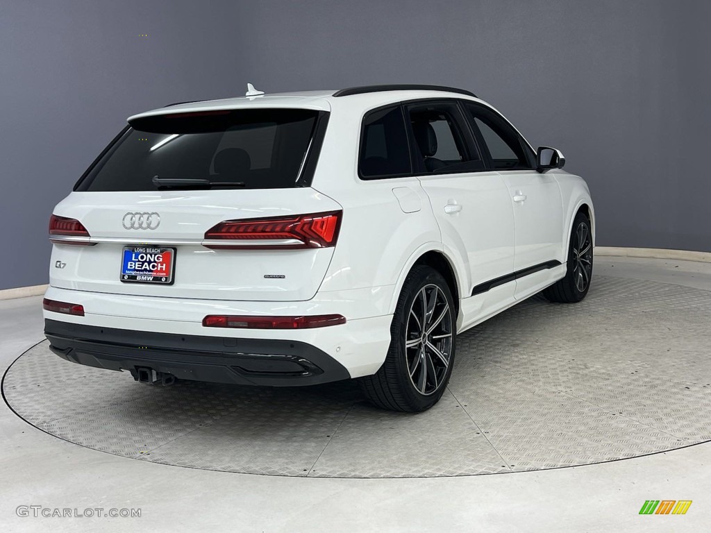 2021 Q7 55 Premium Plus quattro - Carrara White / Black photo #5