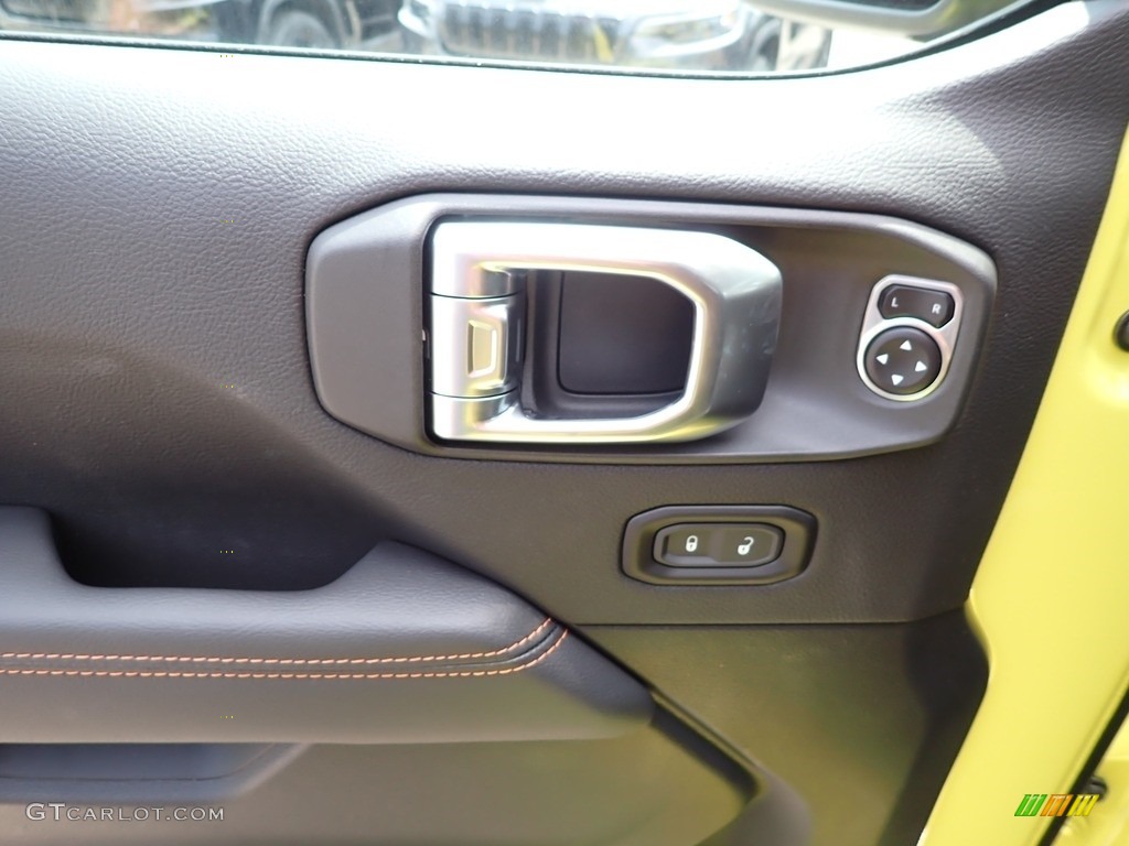 2023 Jeep Gladiator Mojave 4x4 Black Door Panel Photo #146231919