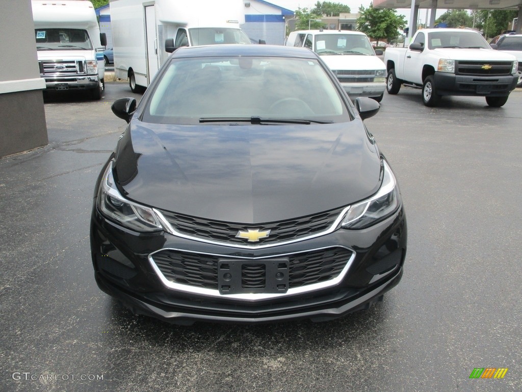 2018 Cruze LT - Mosaic Black Metallic / Jet Black photo #23