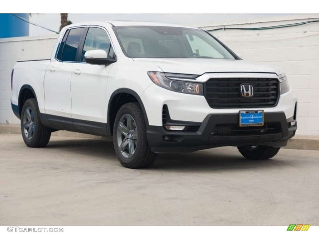 Platinum White Pearl 2023 Honda Ridgeline RTL AWD Exterior Photo #146233492
