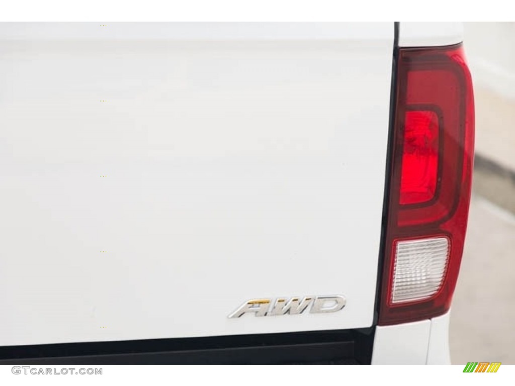2023 Honda Ridgeline RTL AWD Marks and Logos Photo #146233614