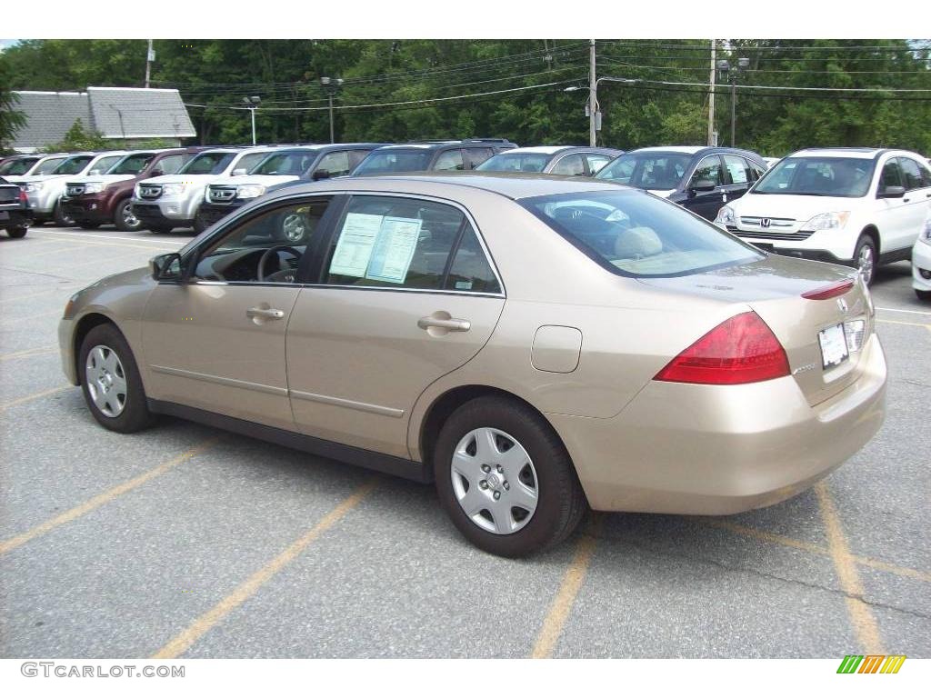 2007 Accord LX Sedan - Desert Mist Metallic / Ivory photo #2