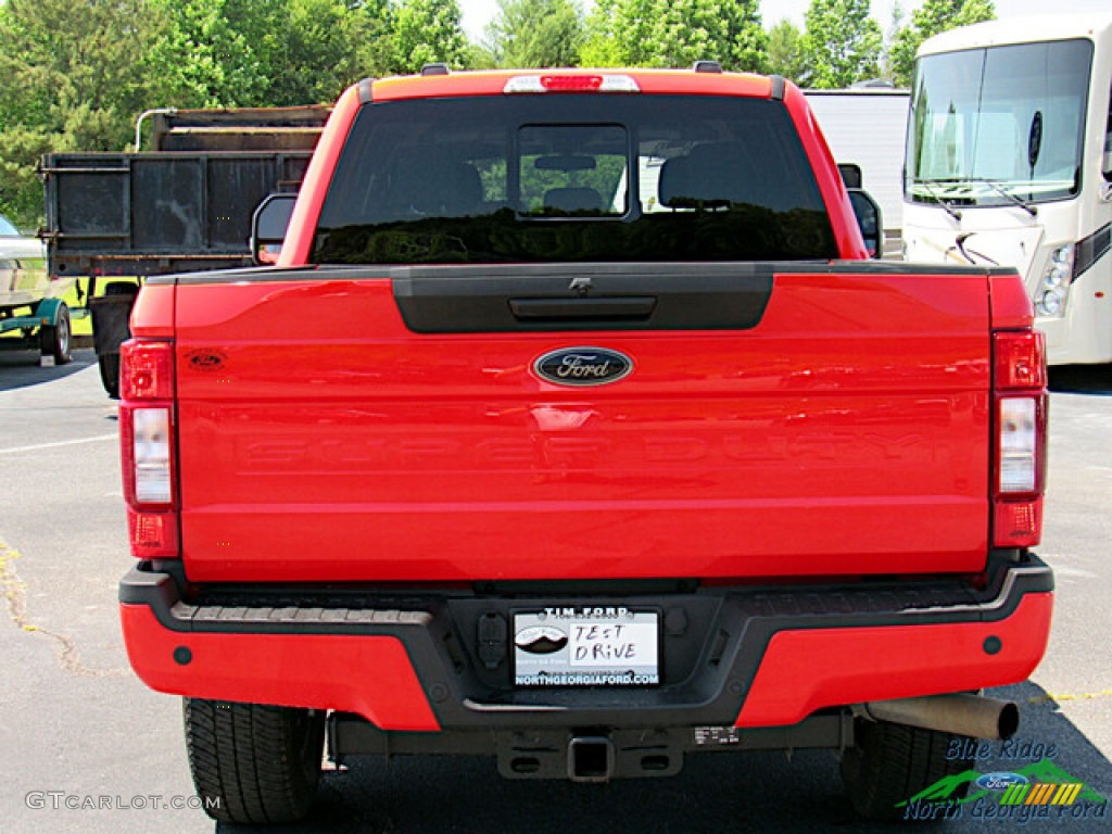 2022 F250 Super Duty XLT Crew Cab 4x4 - Race Red / Medium Earth Gray photo #4