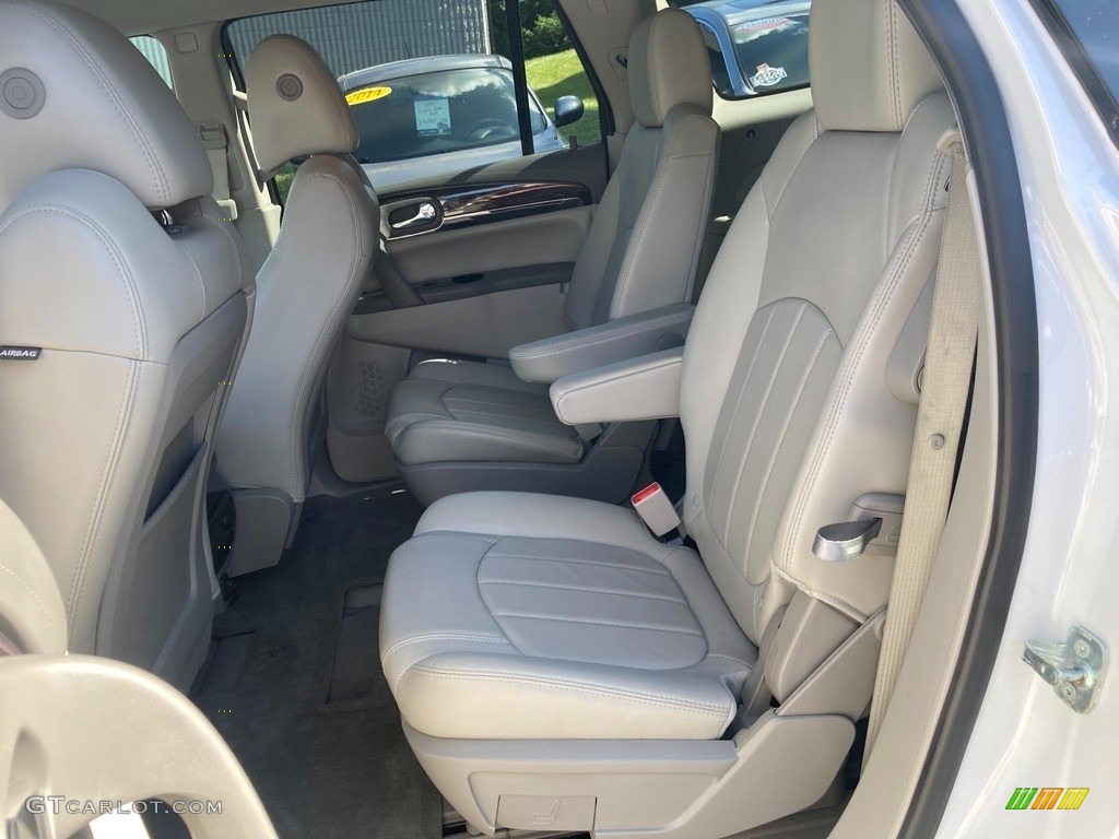 2017 Enclave Leather - White Frost Tricoat / Light Titanium photo #16