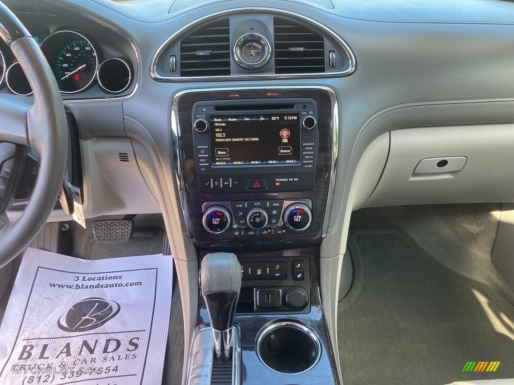 2017 Enclave Leather - White Frost Tricoat / Light Titanium photo #28