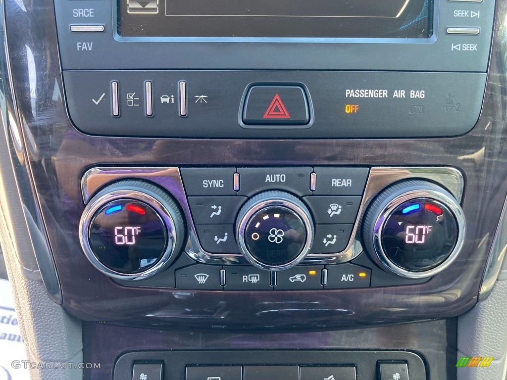 2017 Enclave Leather - White Frost Tricoat / Light Titanium photo #36