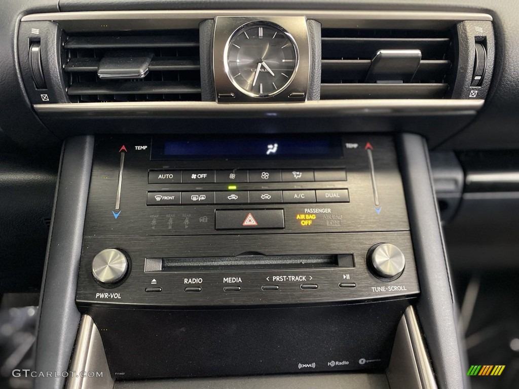 2018 Lexus IS 300 Controls Photo #146239237