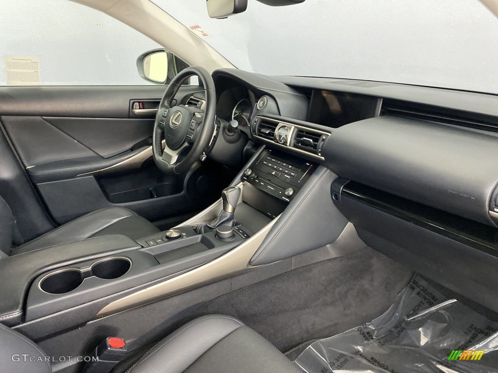 2018 Lexus IS 300 Dashboard Photos