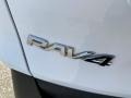 Super White - RAV4 XLE Photo No. 5