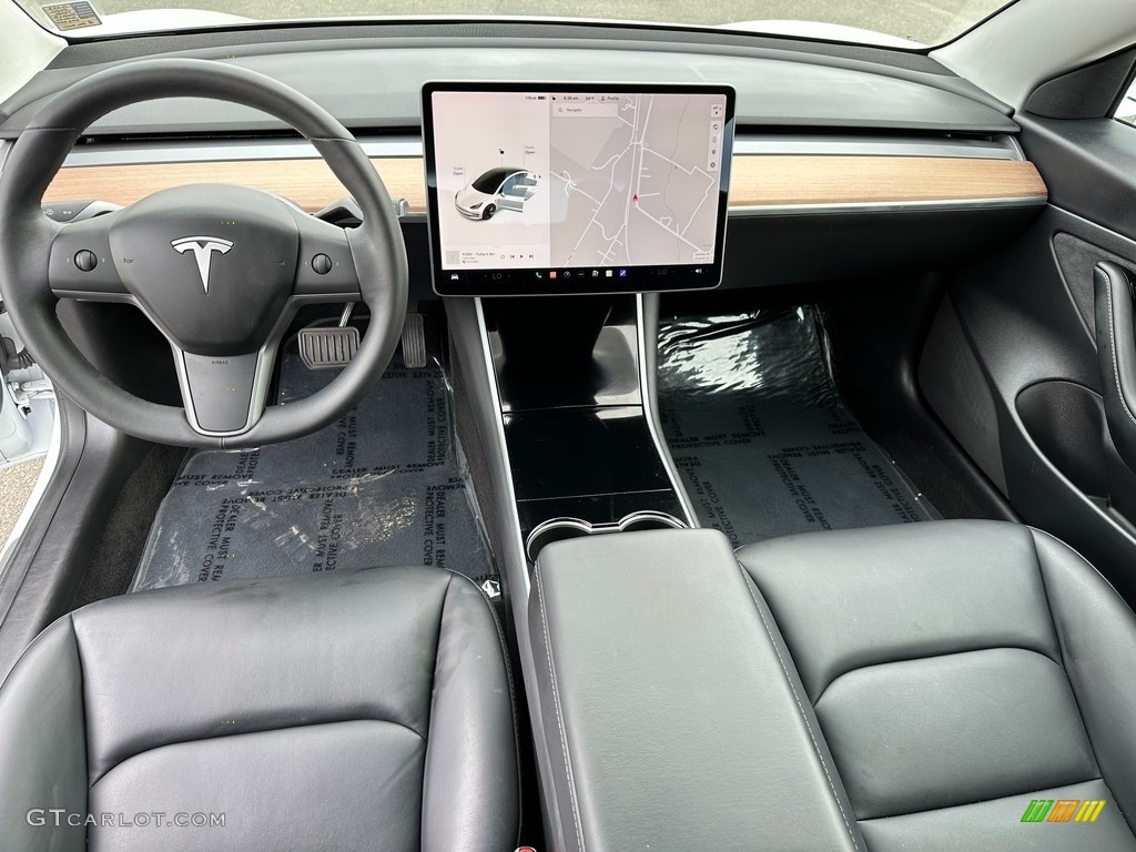 Black Interior 2020 Tesla Model 3 Standard Range Plus Photo #146241174
