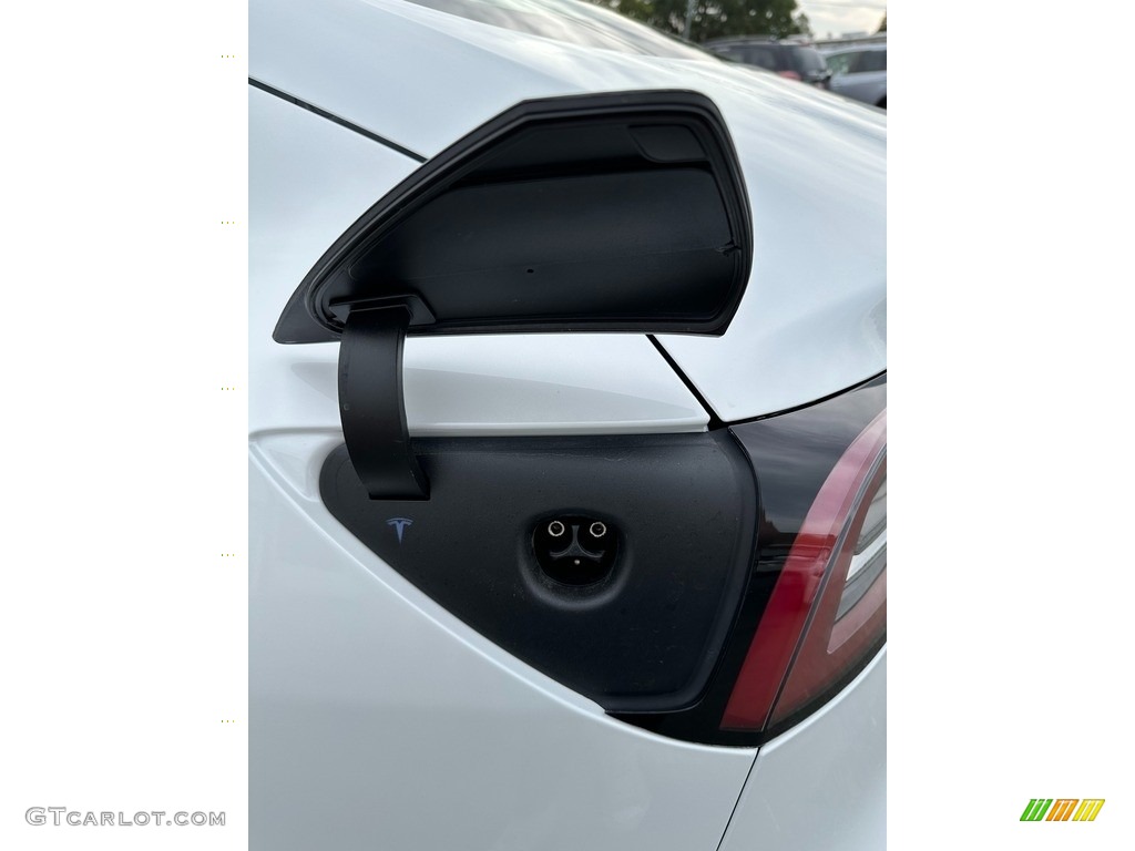 2020 Model 3 Standard Range Plus - Pearl White Multi-Coat / Black photo #16