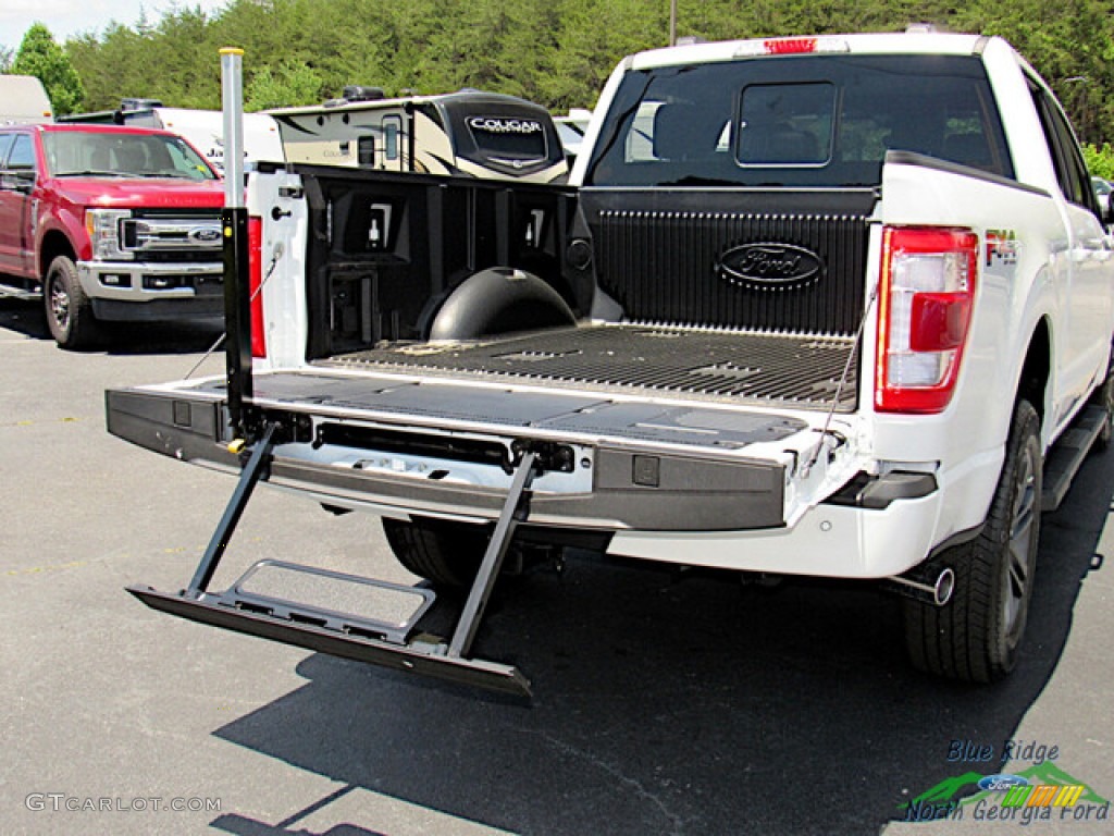 2023 F150 Lariat SuperCrew 4x4 - Star White Metallic Tri-Coat / Black photo #14