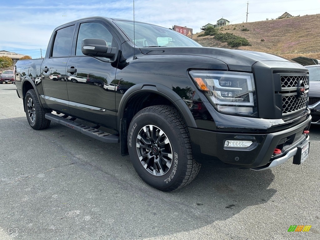Super Black 2021 Nissan Titan Pro-4X Crew Cab 4x4 Exterior Photo #146242284