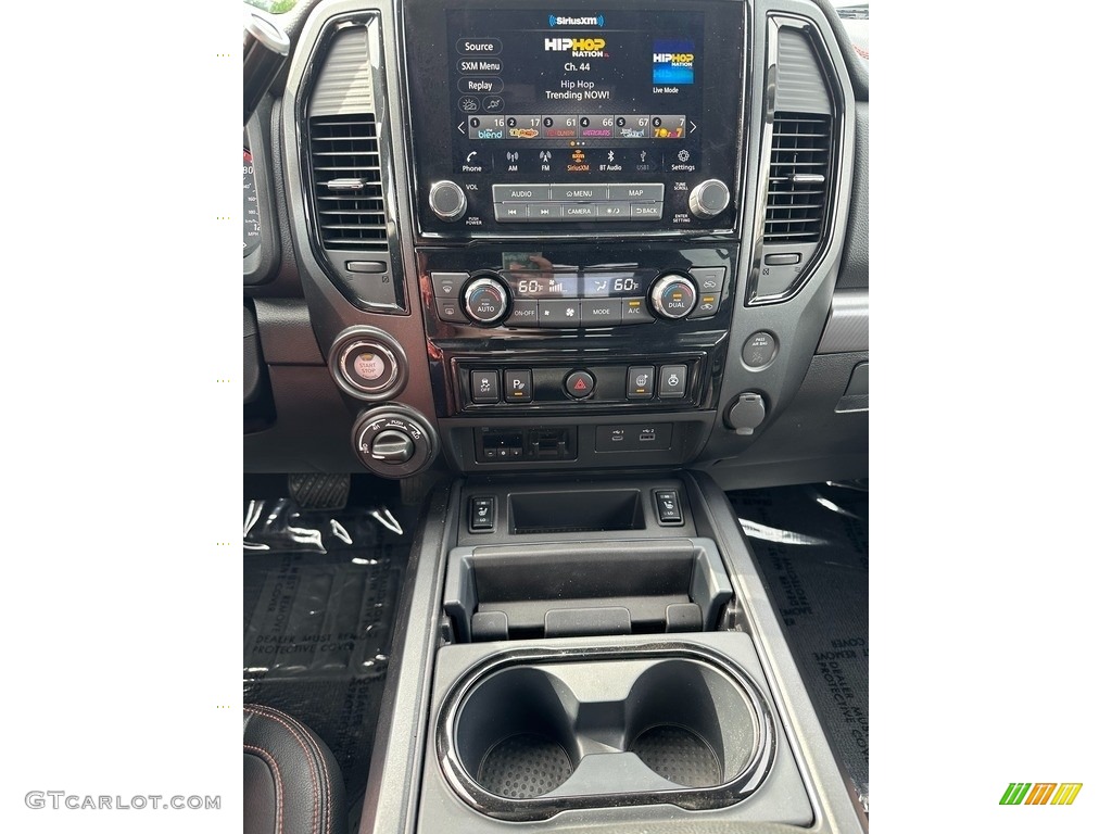 2021 Nissan Titan Pro-4X Crew Cab 4x4 Controls Photos