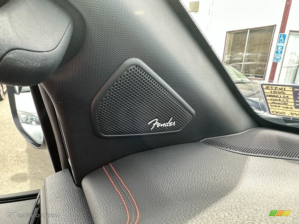 2021 Nissan Titan Pro-4X Crew Cab 4x4 Audio System Photos