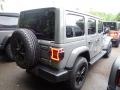 Sting-Gray - Wrangler Unlimited Sahara Altitude 4x4 Photo No. 4