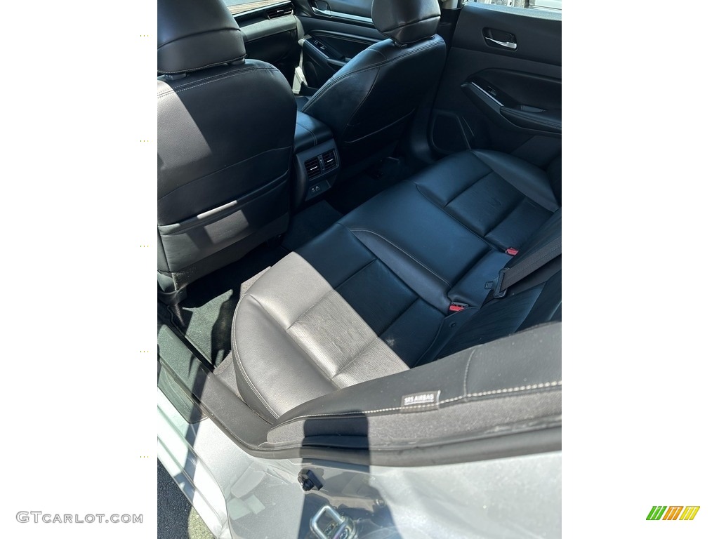 2021 Altima Platinum AWD - Brilliant Silver Metallic / Charcoal photo #15