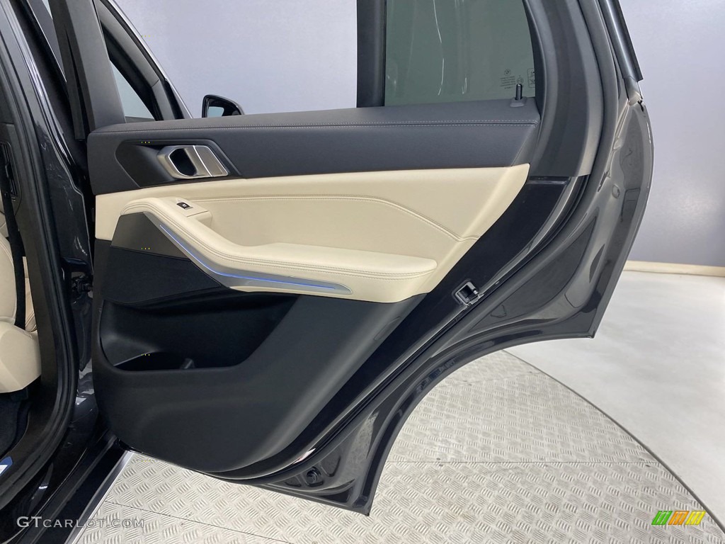 2022 BMW X5 xDrive45e Canberra Beige Door Panel Photo #146245915