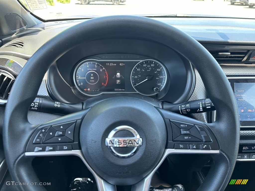2019 Nissan Kicks S Charcoal Steering Wheel Photo #146246084