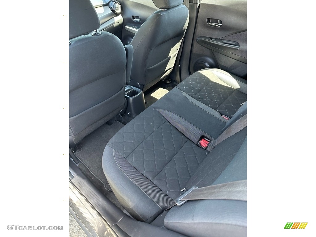 2019 Nissan Kicks S Interior Color Photos