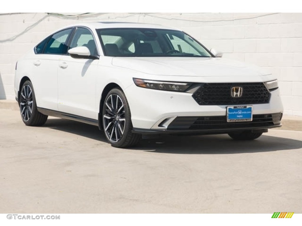 Platinum White Pearl 2023 Honda Accord Touring Hybrid Exterior Photo #146246379