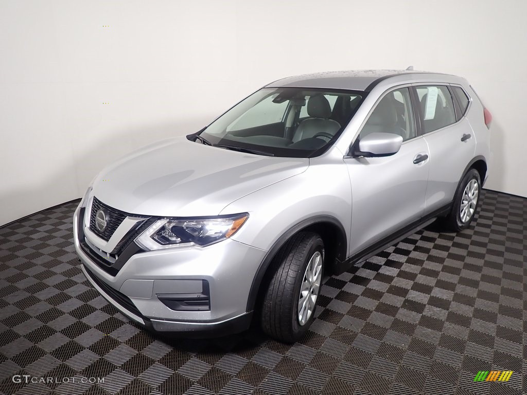 2019 Rogue S AWD - Brilliant Silver / Charcoal photo #8