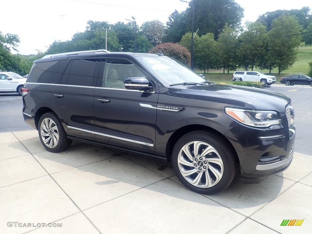 Starlight Gray 2022 Lincoln Navigator Reserve 4x4 Exterior Photo #146246976